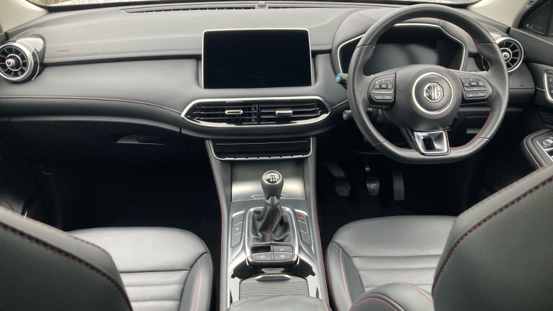 MG HS 1.5 T-GDI Trophy 5dr Petrol Hatchback